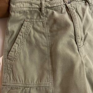 Great condition Anthropologie barrel leg pants